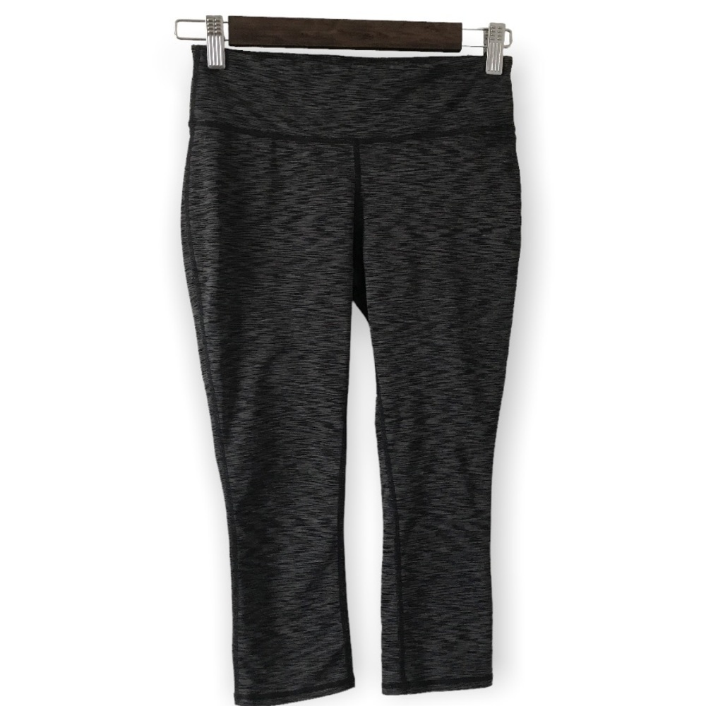 3/$15 ideology gray workout Capri pants  (P3)